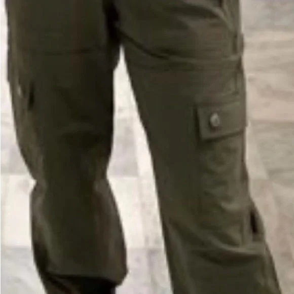 CAbi Olive Green Quantum Cargo - Picture 5 of 13